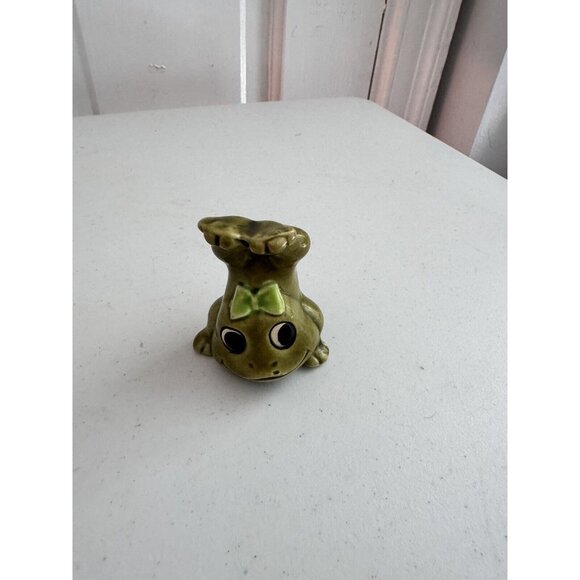 Vintage 12 Frog Figurines Set Neil, Mexico, Swarovski, Gold Gilt Toothpick, Russ - Picture 11 of 16